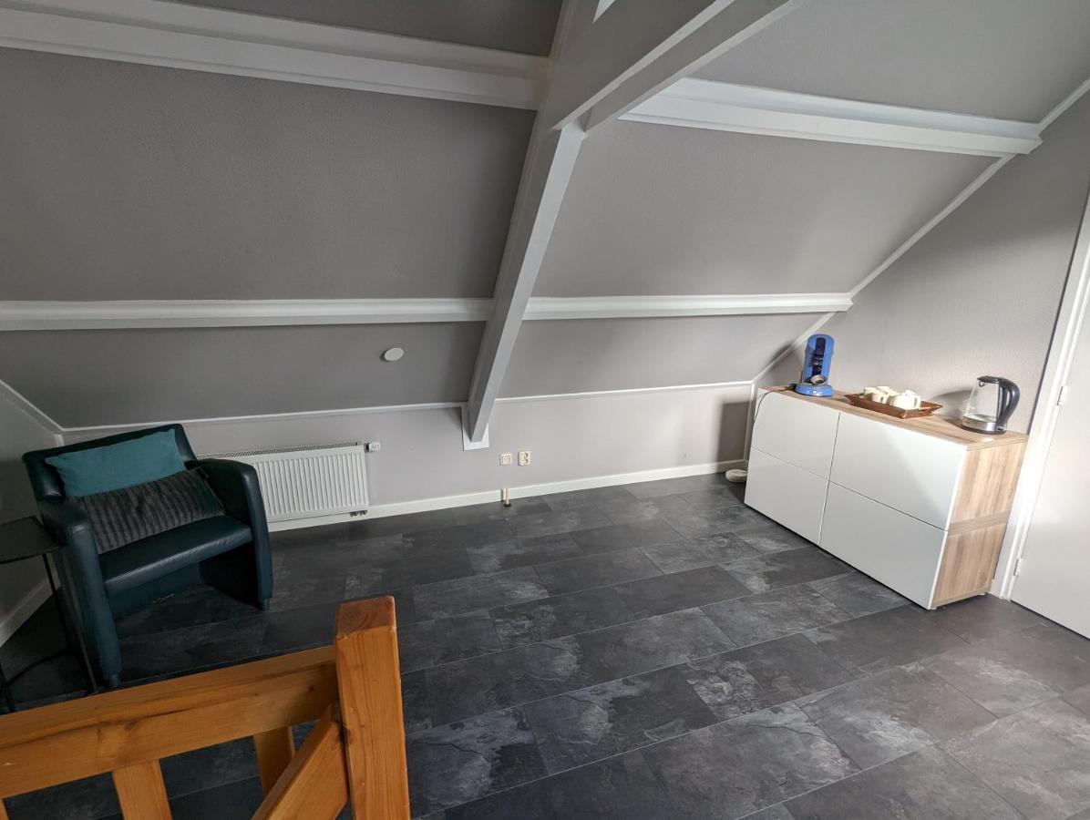 Knus Appartement Aan Bosrand Hornsterzwaag Exterior photo